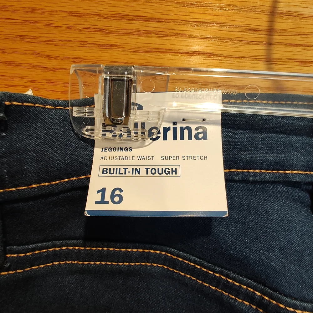 NWT Old Navy Girls Dark Blue Ballerina Jeans, Jeggings, 360 deg Stretch,Skinny